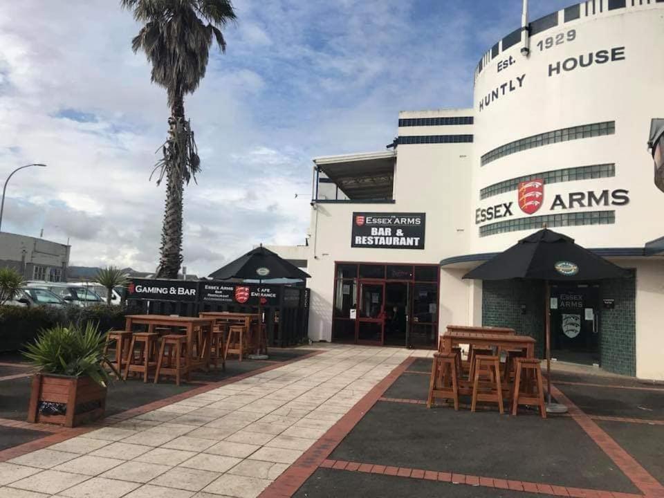 Motel Essex Arms Huntly Exteriér fotografie
